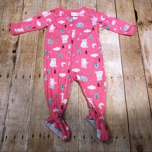 🔴Sold Carter’s 12 M pajamas